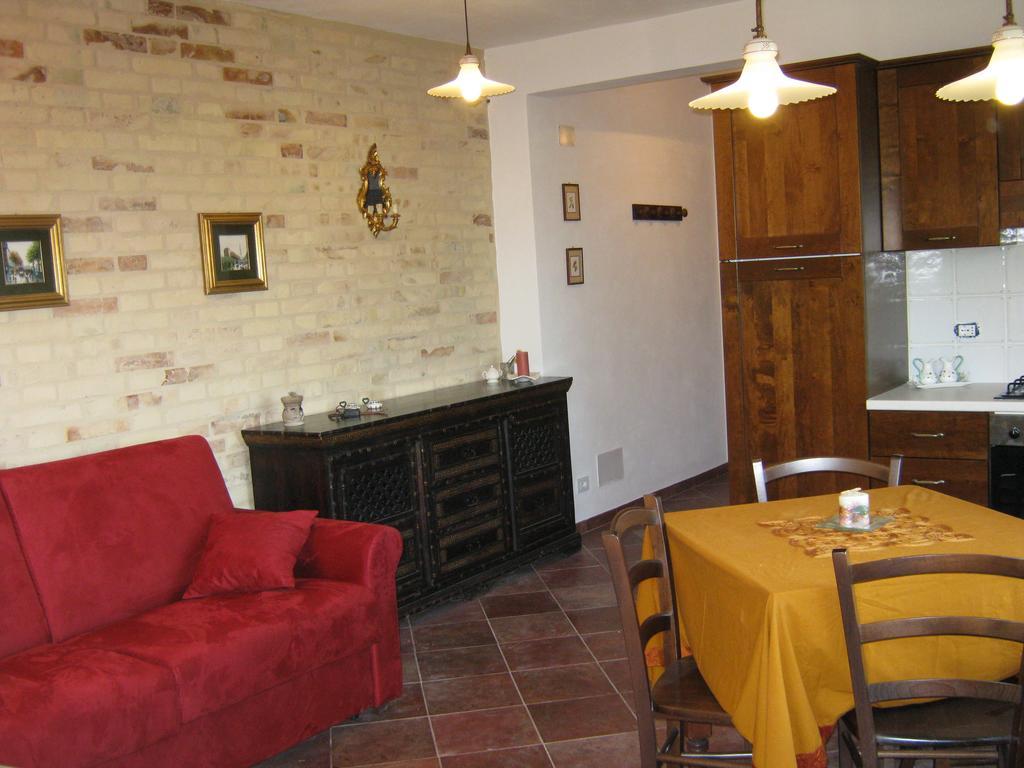 MonterubbianoBb Fonterranteアパートメント 部屋 写真